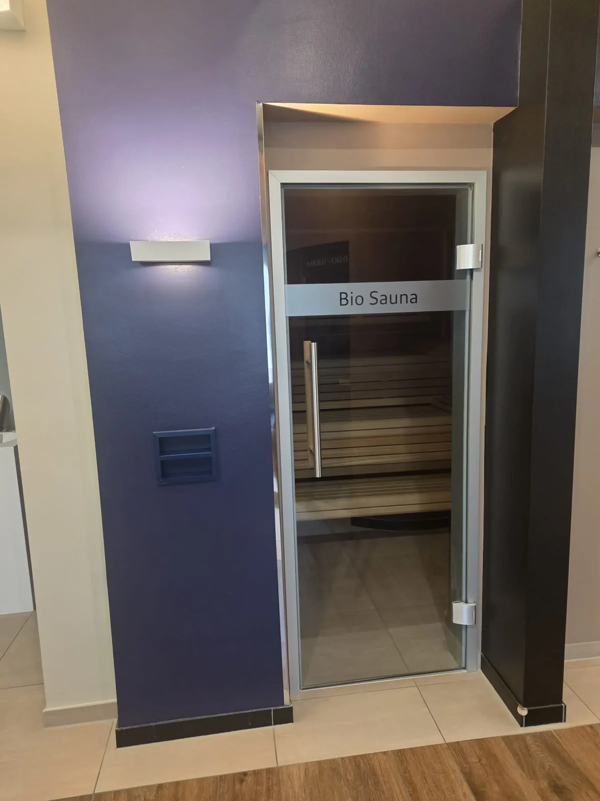 Eingang zur Bio Sauna